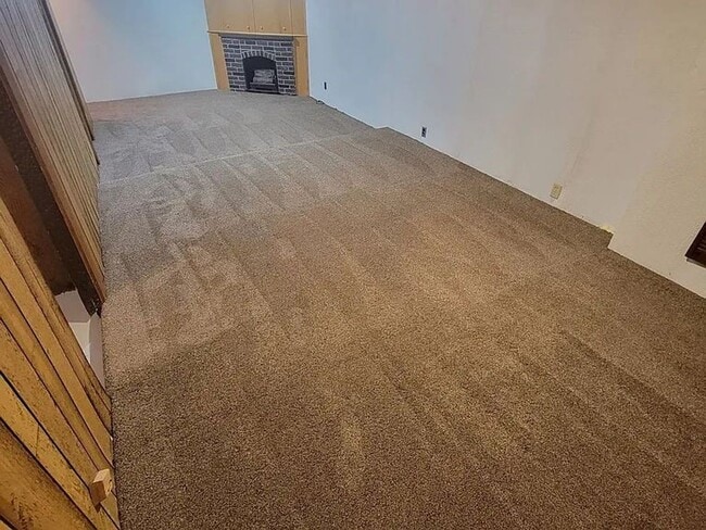 Building Photo - Charming 2-Bedroom Home for Rent