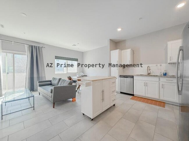 Building Photo - 2269 W Echo Ln