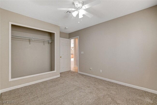 Building Photo - 1125 E Azure Ave