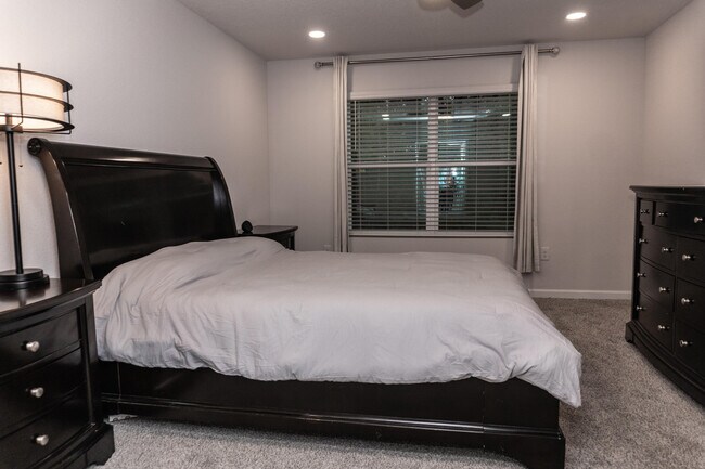 Building Photo - 3431 Phoenix Ct