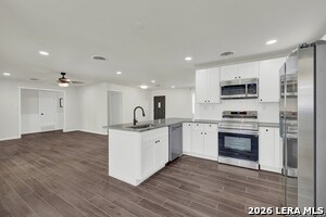 Building Photo - 129 Young W