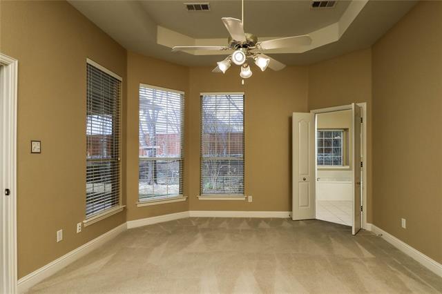 Building Photo - 717 Summerfield Dr