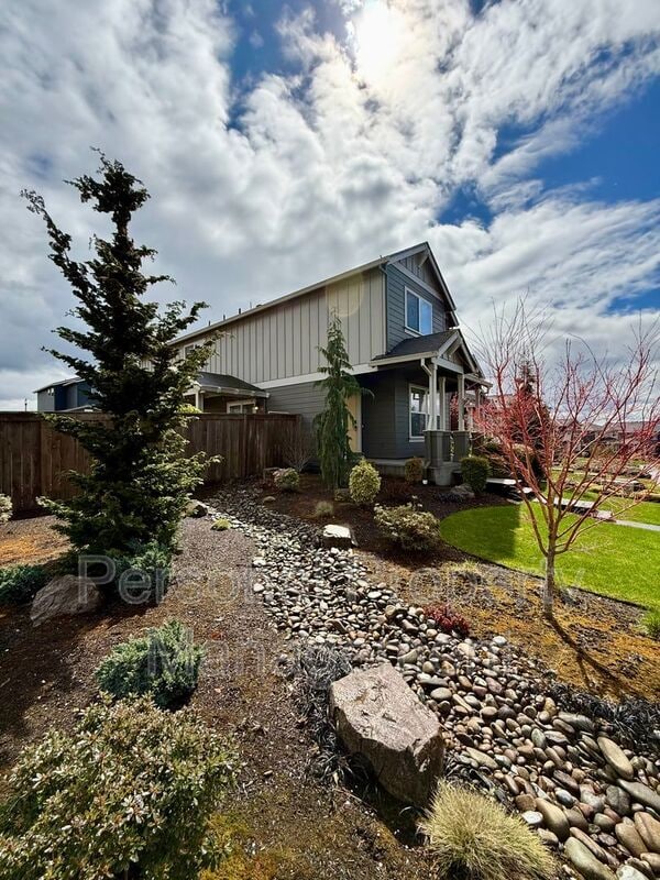 Building Photo - 7310 N 93rd Ave