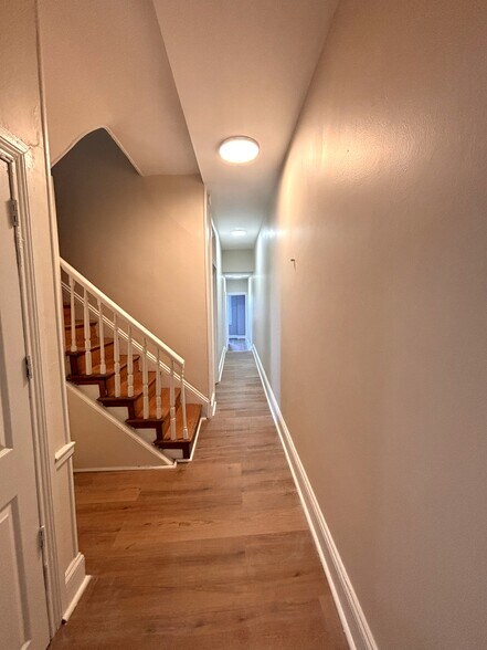 Building Photo - 2026 Druid Hill Ave