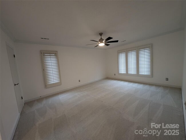 Building Photo - 3023 Shallowood Ln