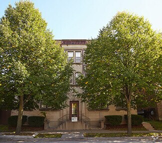 Building Photo - 4480 N Oakland Ave