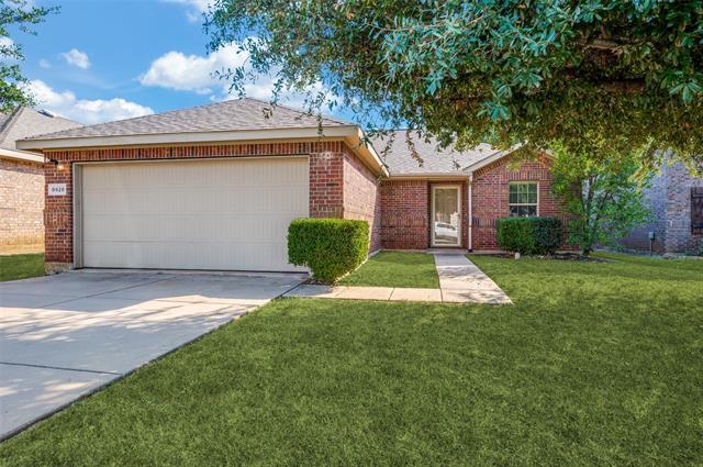 Primary Photo - 8928 Holliday Ln