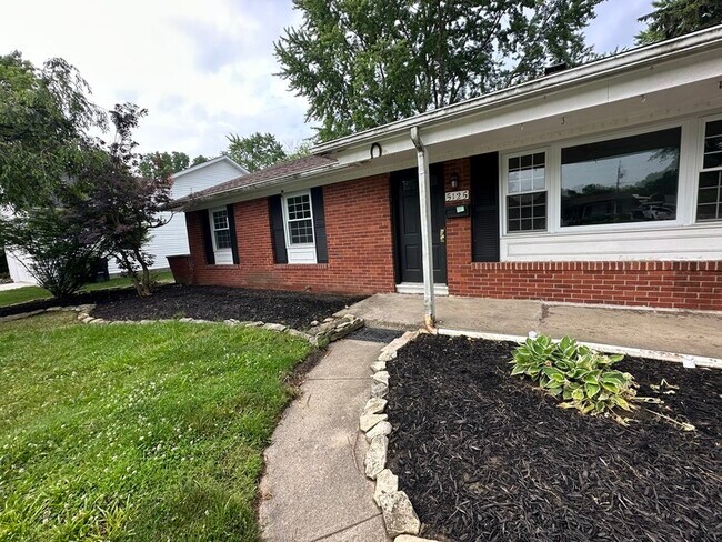 Primary Photo - 5125 Bigelow Dr