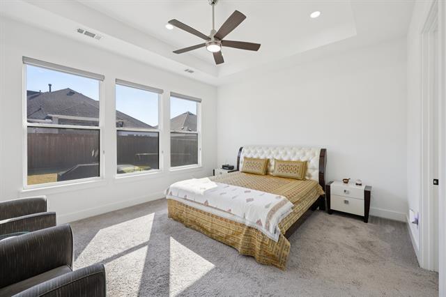 Building Photo - 3691 Spruce Hills St