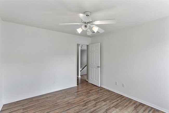 Building Photo - 22012 Royal Timbers Dr