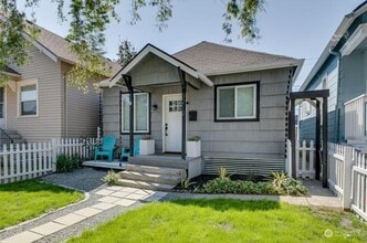 Building Photo - 3212 Oakes Ave