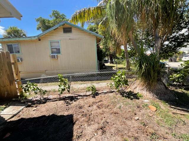 Building Photo - 700 Tallapoosa St