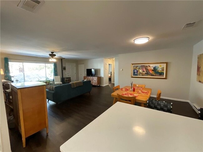 Building Photo - 141 Edaville Ct