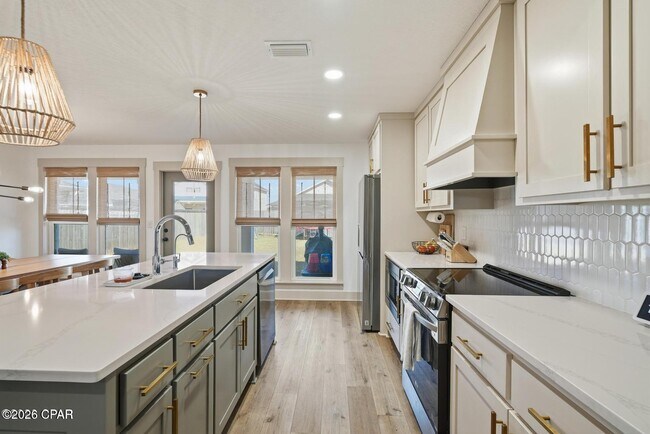 Building Photo - 3810 Heartwood St