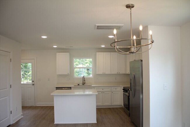 Building Photo - $300 Move in bonus for leases signed by 12/15!! Brand New Townhouse unit in Kannapolis, NC!!