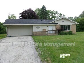 Building Photo - 18620 Midland Pl