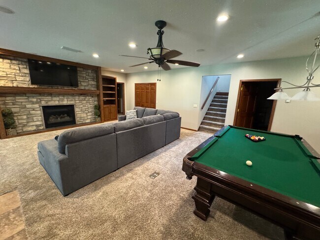 Building Photo - 2529 Bass Dr
