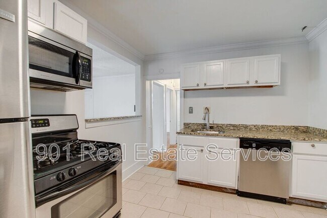 Building Photo - 1401 Linden Ave