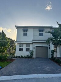 Building Photo - 247 SW 169th Ln