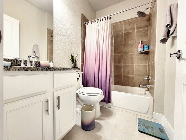 Building Photo - Modern 3/BR 2.5/Bath Home with Covered Dec...