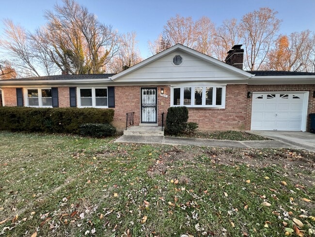 Primary Photo - 7019 Groveton Dr