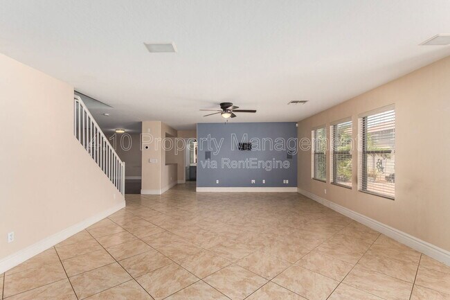 Building Photo - 3748 E Betsy Ln