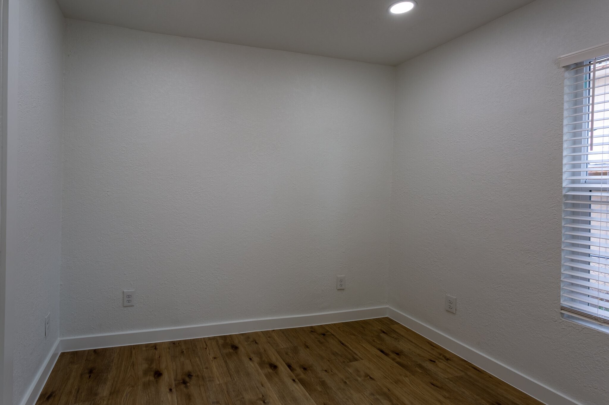 Building Photo - 2302 S Navidad St