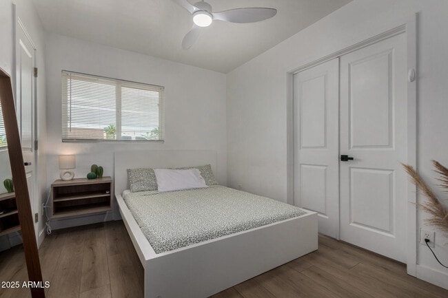 Building Photo - 829 W Mitchell Dr