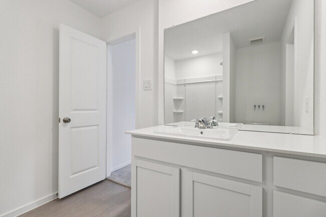 Building Photo - 28727 Texas Plns Dr