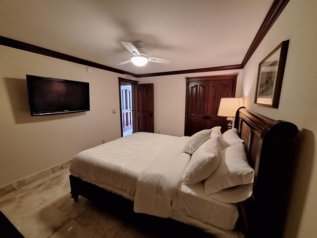 Building Photo - 3400 N Ocean Dr