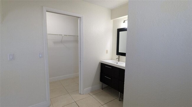 Building Photo - 874 Dolphin Ave NW