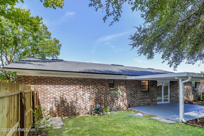 Building Photo - 6349 Faulkner Dr