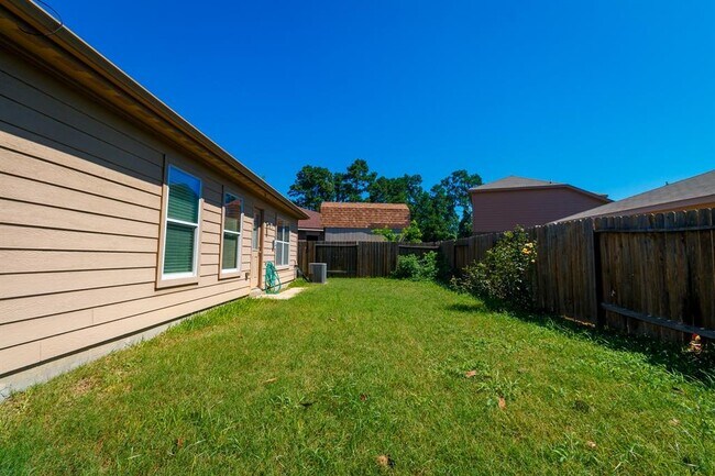 Building Photo - 12115 Estelle Ln