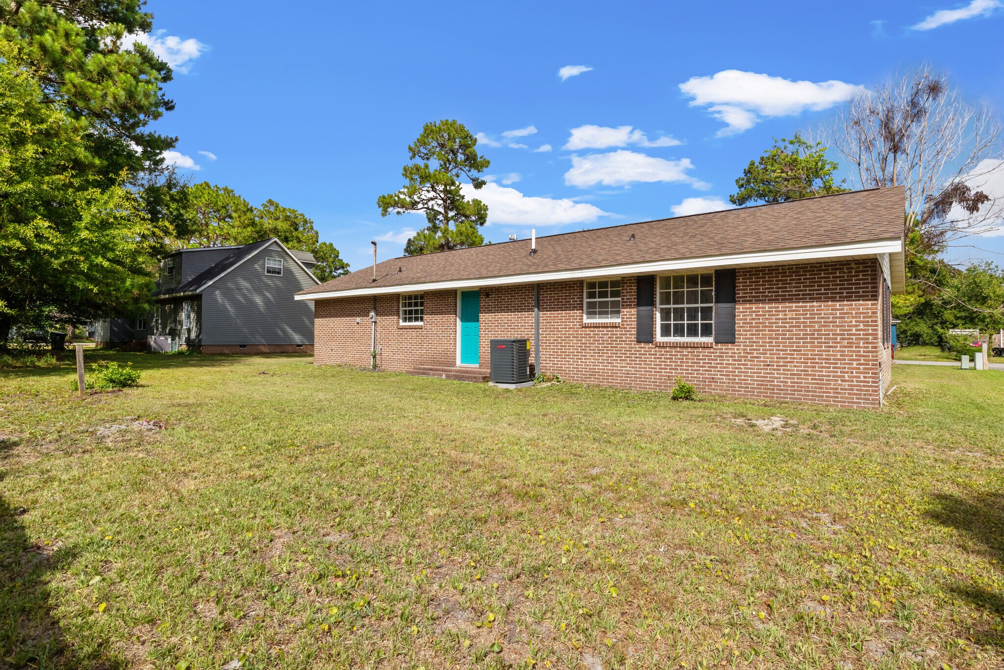 Building Photo - 605 Rusty Rd