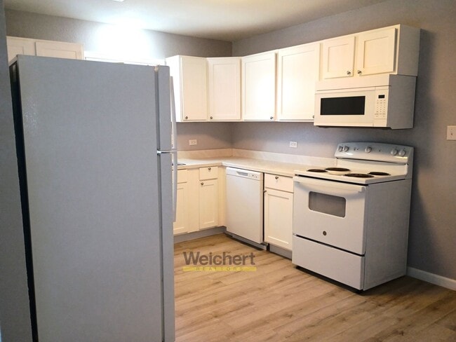 Building Photo - 718 S 4th St