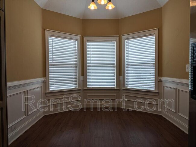 Building Photo - 621 Shipley Ave