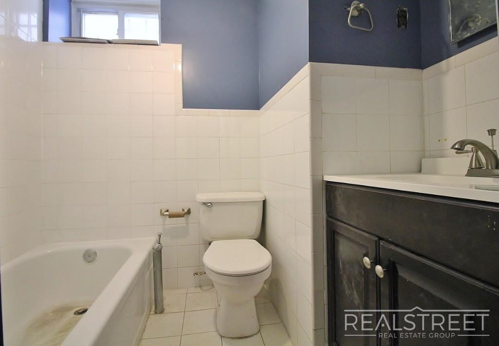 Building Photo - NO FEE! NEW 3 BED 2 Bath in Crown Heights Limestone!