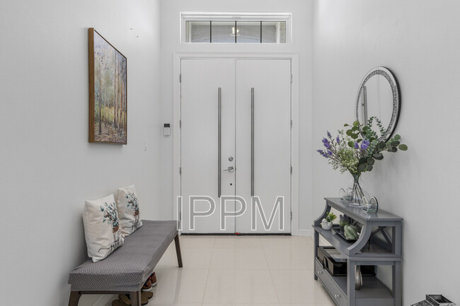 Building Photo - 1622 Helena Dr