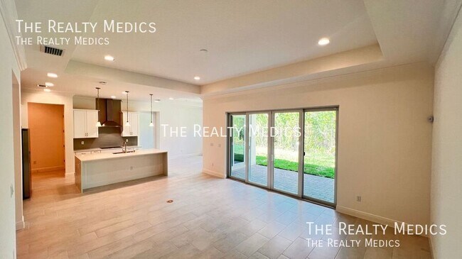 Building Photo - 1440 Nandina Cir