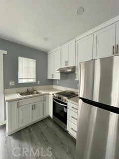 Building Photo - 1825-1824 S Van Ness Ave