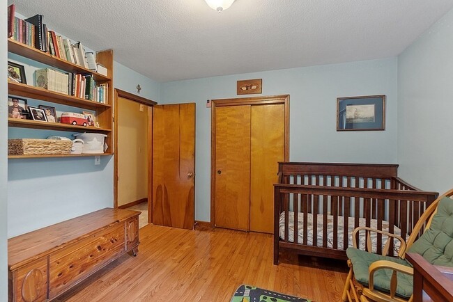 Building Photo - 590 Ashby State Rd