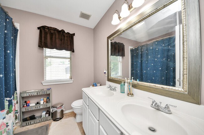 Building Photo - 3715 Hawkins Ct