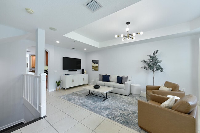 Building Photo - 2570 Gardens Pkwy