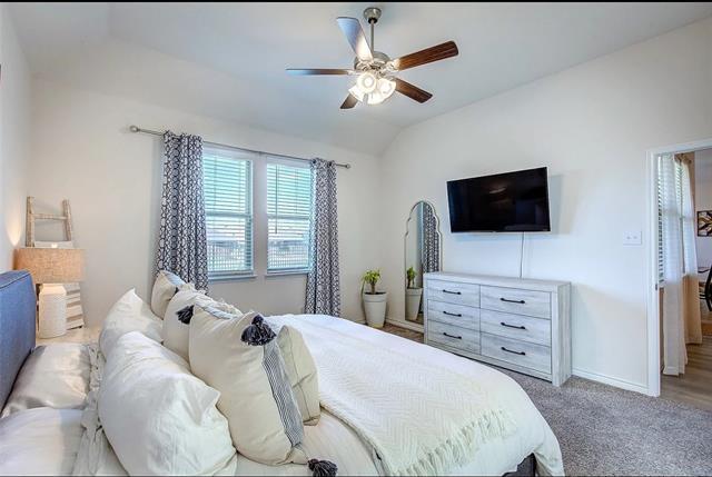 Building Photo - 4055 Ellinger Dr