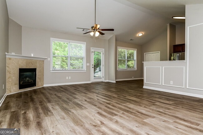 Building Photo - 332 Southgate Dr