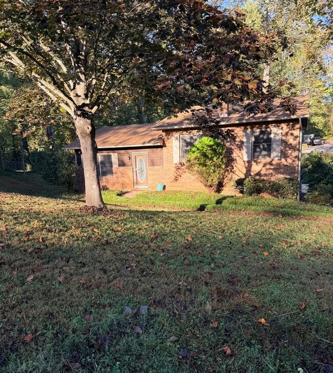 Primary Photo - Spacious 3 Bed, 2 Bath Home in Arden With Large Finished Basement - Available Now!