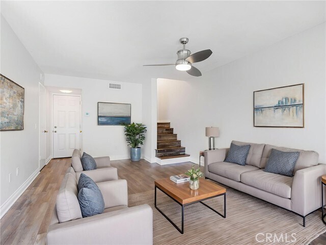 Building Photo - 1726 Oak Knoll Dr
