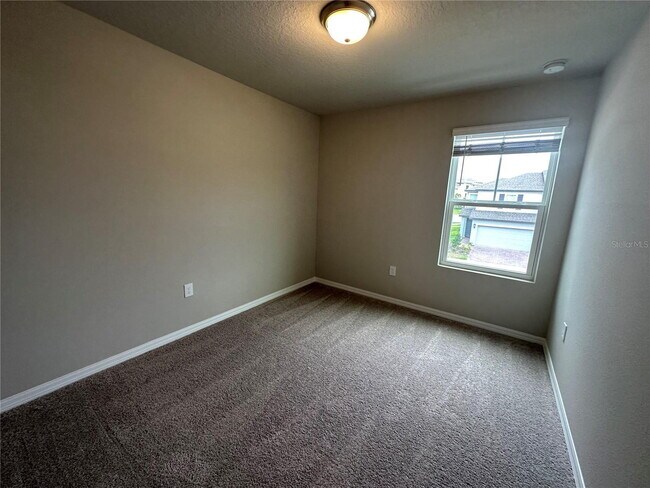 Building Photo - Amazing energy-efficient townhome for rent!