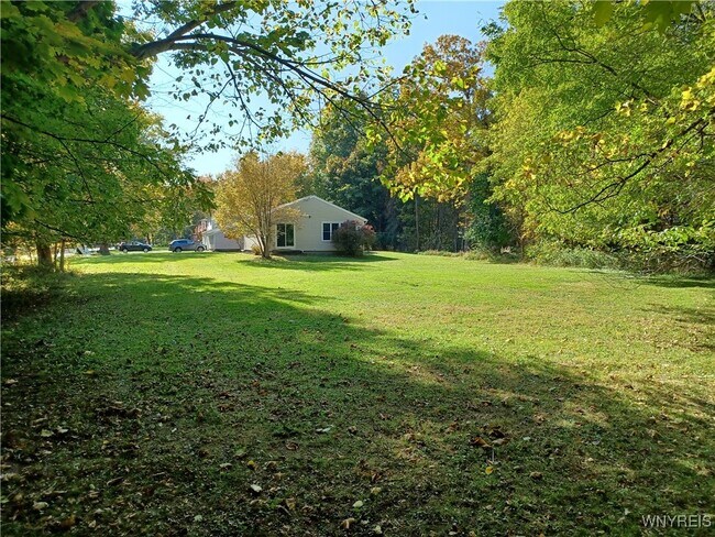 Building Photo - 31 Bastian Rd