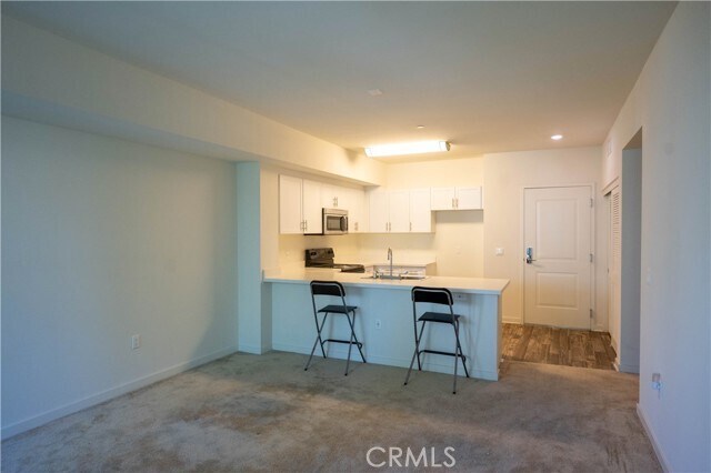 Building Photo - 12655 Bluff Creek Dr